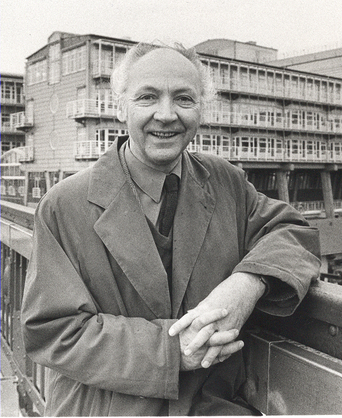 Porträt von Dr. Manfred Sack