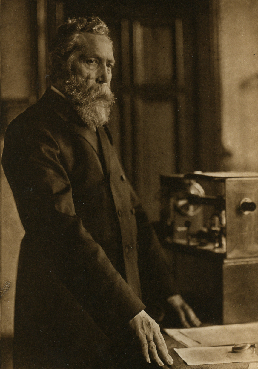 Porträt von Prof. Dr. August Carl Voller
