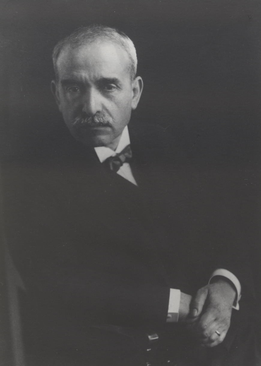 Porträt von Prof. Dr. Aby Moritz Warburg