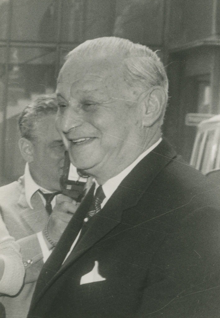 Porträt von Dr. Herbert Kurt Weichmann